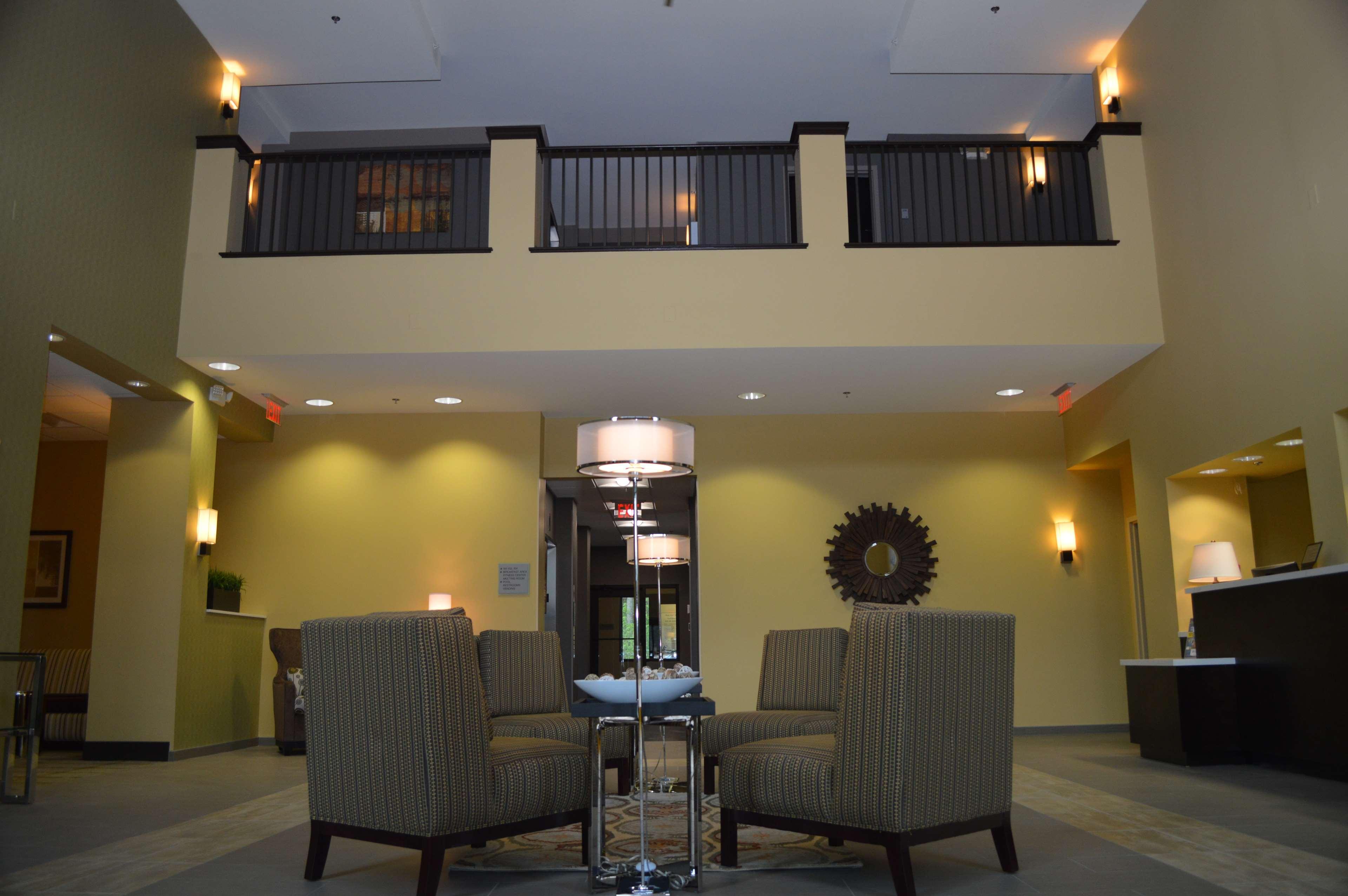 Best Western Plus Thornburg Inn & Suites Экстерьер фото
