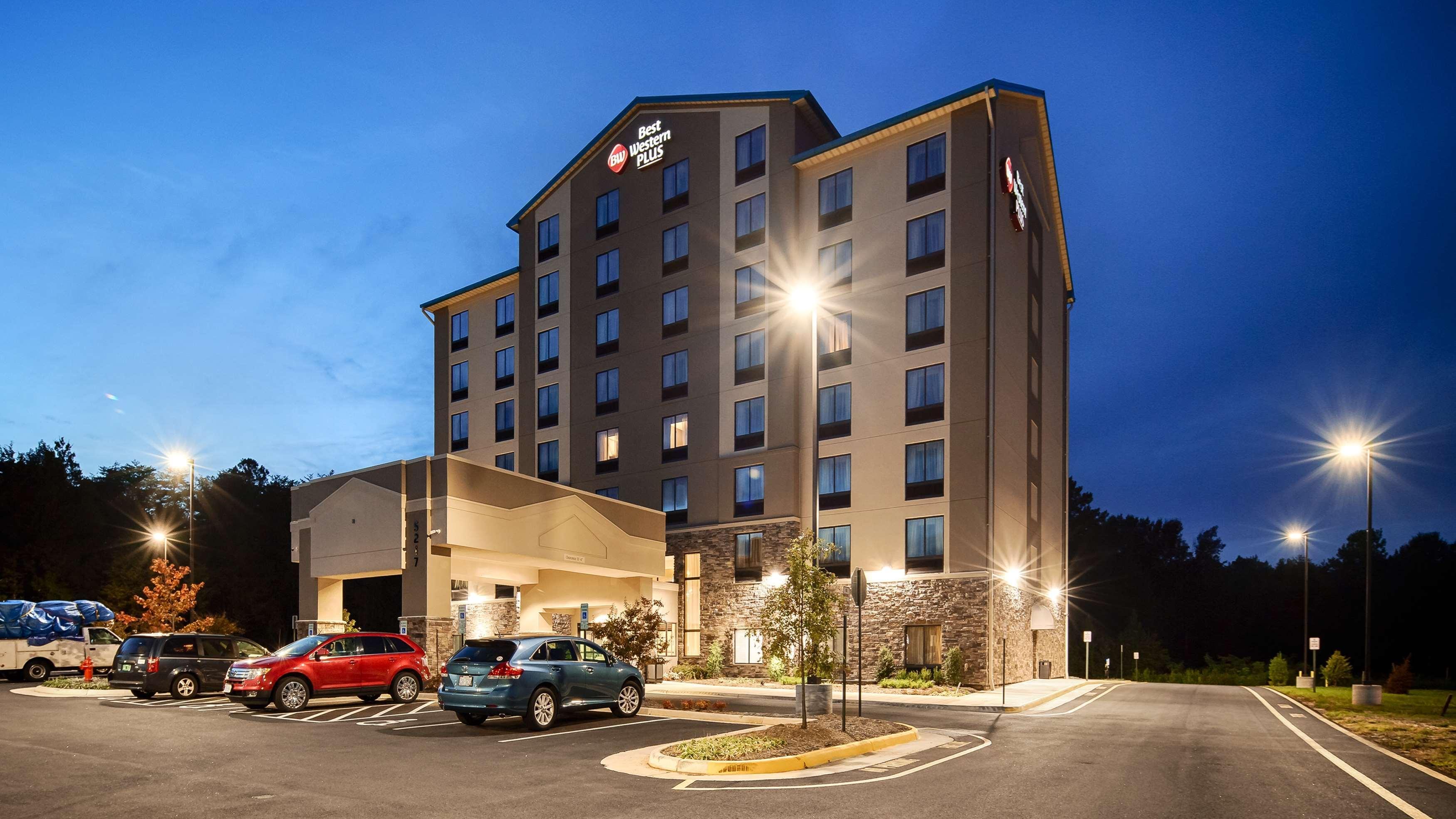 Best Western Plus Thornburg Inn & Suites Экстерьер фото